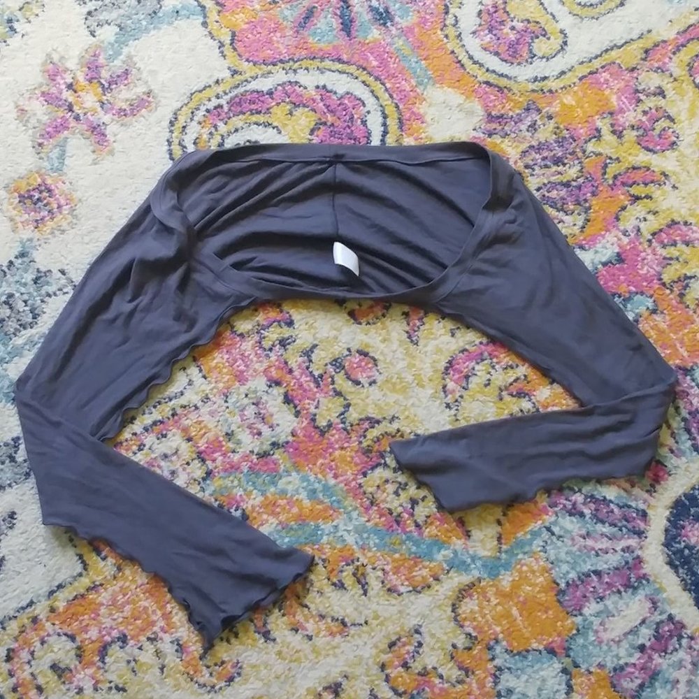 Have a similar item?   Sell yours  Like this item Meet the seller  lisamaria 13